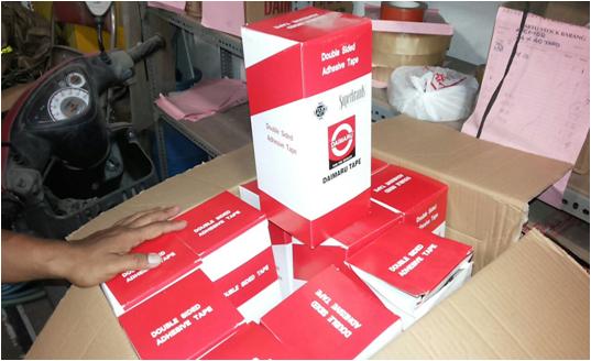 doppelseitige Klebebandverpackung. JPG